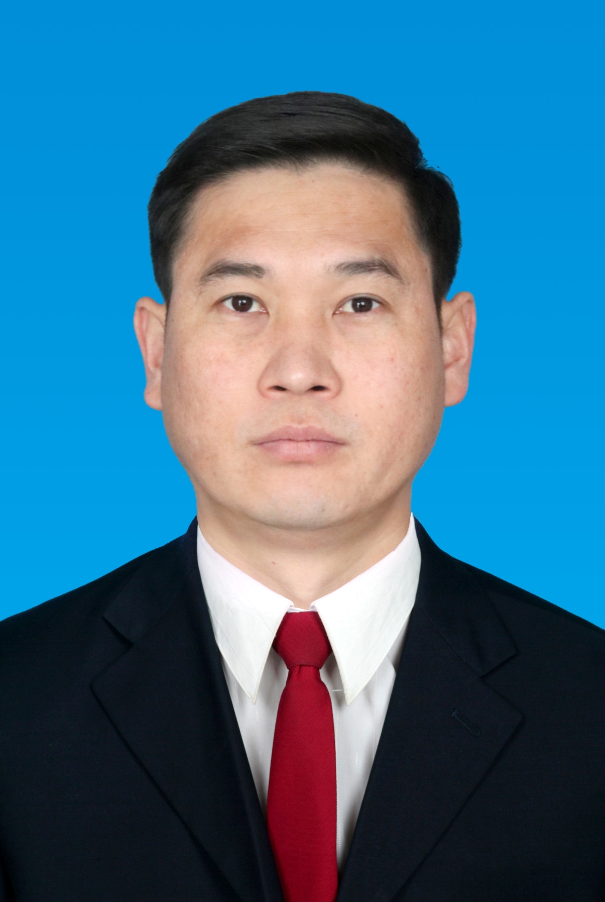 岳牧仁
