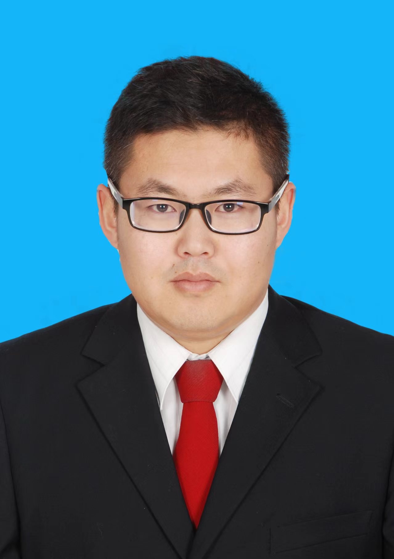 乌力吉巴雅尔
